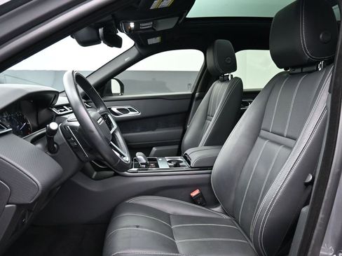 Used 2023 Land Rover Range Rover Velar R-Dynamic S image 10