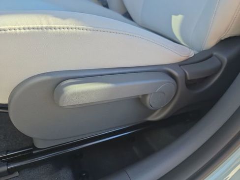 New 2026 Hyundai Kona SE image 38