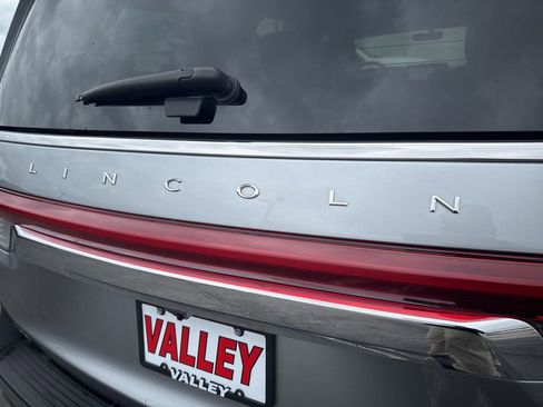 Used 2022 Lincoln Navigator Reserve AWD/4WD image 58