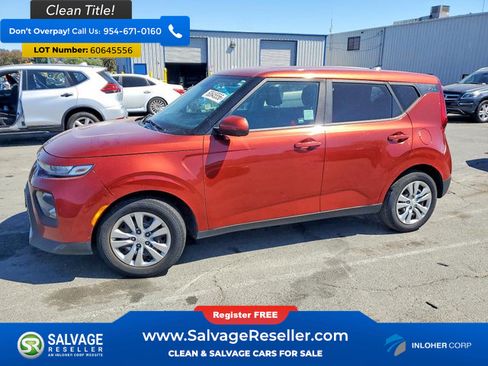 Used 2020 Kia Soul LX FWD image 1