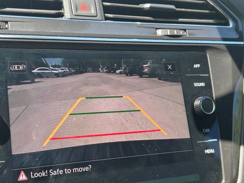 Certified 2023 Volkswagen Tiguan SE R-Line FWD image 18