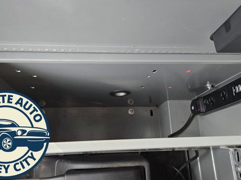 Used 2018 Ford Transit 250 148 Low Roof image 15