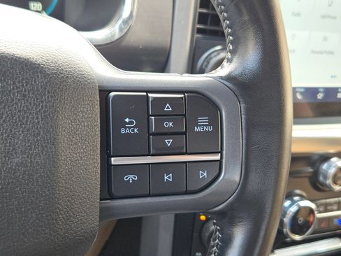 Used 2022 Ford F150 Lariat w/ Max Trailer Tow Package AWD/4WD image 20