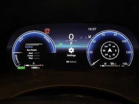 Used 2024 Toyota Highlander Limited image 19