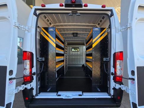 Used 2025 RAM ProMaster 2500 w/ Quick Order Package 22G SLT FWD image 22