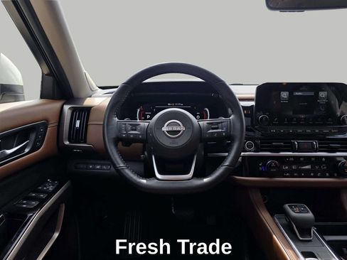 Used 2023 Nissan Pathfinder Platinum w/ Lighting Package (N93) AWD/4WD image 14