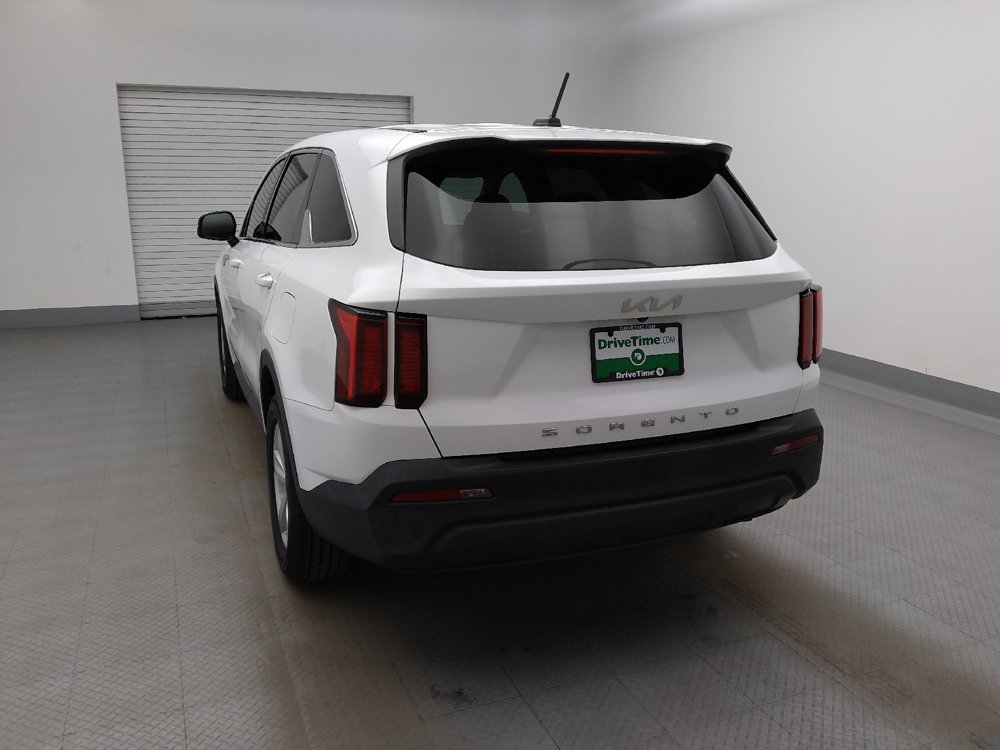 Used 2022 Kia Sorento LX FWD image 6