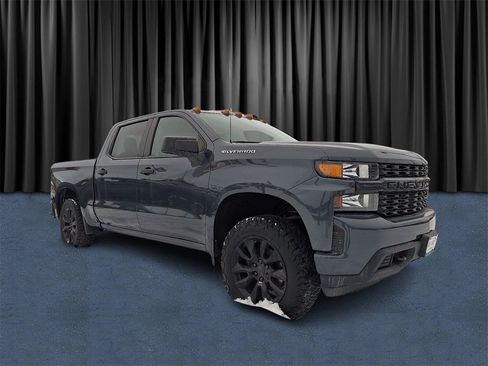 Used 2021 Chevrolet Silverado 1500 Custom image 1