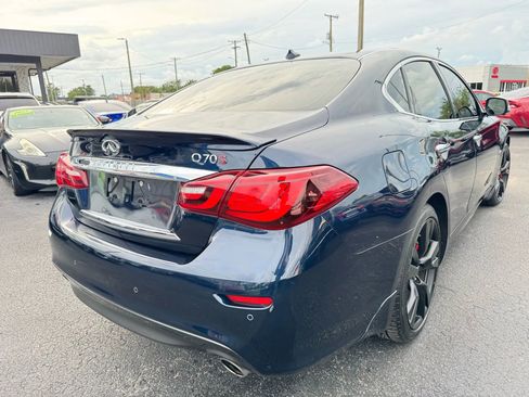 Used 2016 INFINITI Q70 3.7 w/ Sport Package image 8