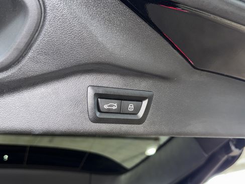 Used 2025 BMW X7 M60i AWD/4WD image 15