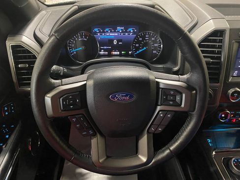 Used 2019 Ford Expedition XLT w/ Equipment Group 202A image 8