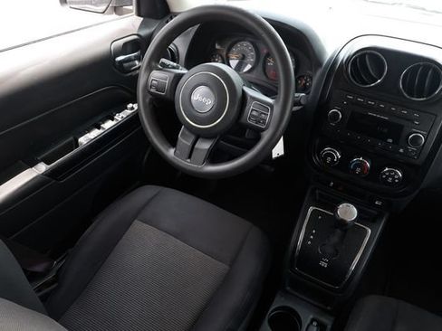 Used 2015 Jeep Patriot Sport w/ Power Value Group FWD image 23