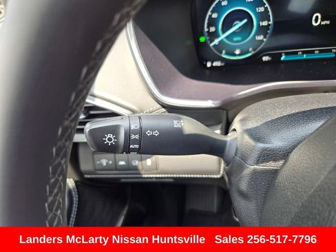 Used 2023 Hyundai Santa Fe SEL Premium AWD/4WD image 27
