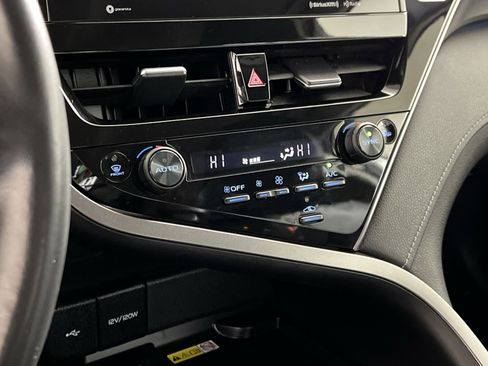Used 2023 Toyota Camry XSE image 19