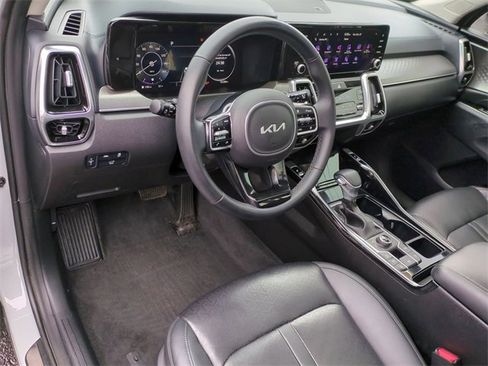 Used 2023 Kia Sorento SX image 11