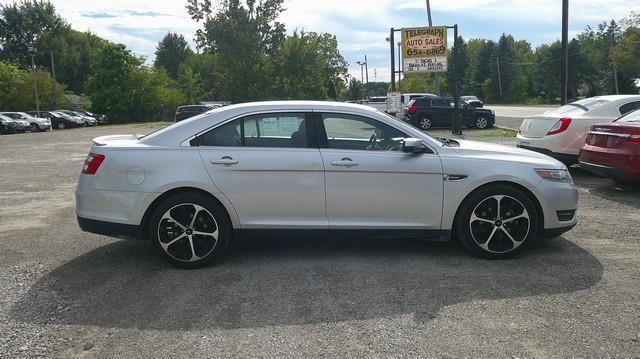 Used 2015 Ford Taurus SEL w/ Equipment Group 201A FWD image 12
