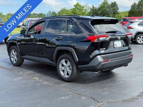 Used 2023 Toyota RAV4 XLE image 7