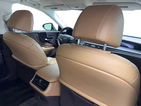 Used 2020 Lexus LS 500 image 41