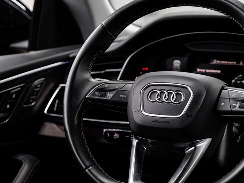 Used 2023 Audi Q8 Prestige image 26