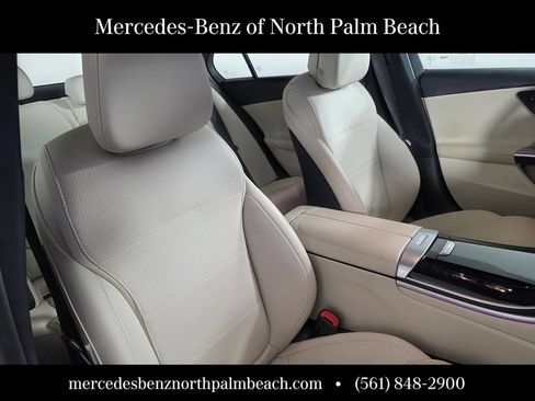 Used 2023 Mercedes-Benz C 300 Sedan image 29