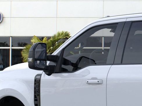 New 2026 Ford F250 Lariat w/ Black Appearance Package image 20