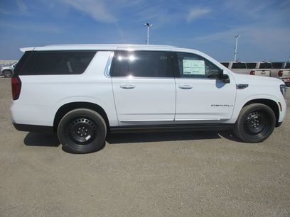 New 2026 GMC Yukon XL Denali w/ Denali Reserve Package
