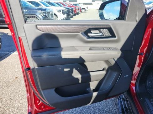 New 2026 GMC Yukon Elevation image 10