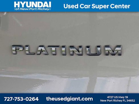 Used 2018 Ford Explorer Platinum AWD/4WD image 15