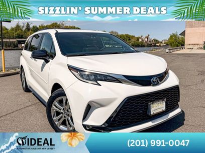 Used 2022 Toyota Sienna XSE w/ XSE Plus Package