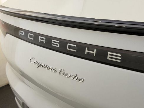 Certified 2023 Porsche Cayenne Turbo AWD/4WD image 25