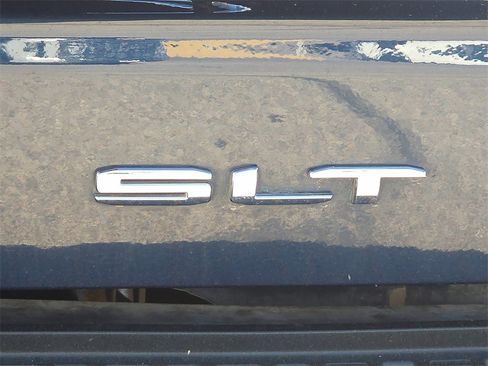 Used 2020 GMC Sierra 1500 SLT image 13