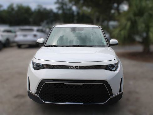Certified 2024 Kia Soul LX w/ Option Group 015 FWD image 16