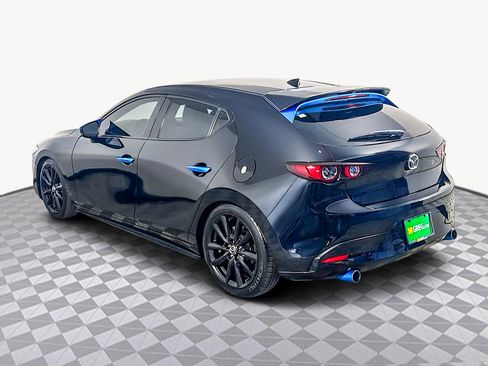 Used 2020 MAZDA MAZDA3 Hatchback w/ Premium Package image 7