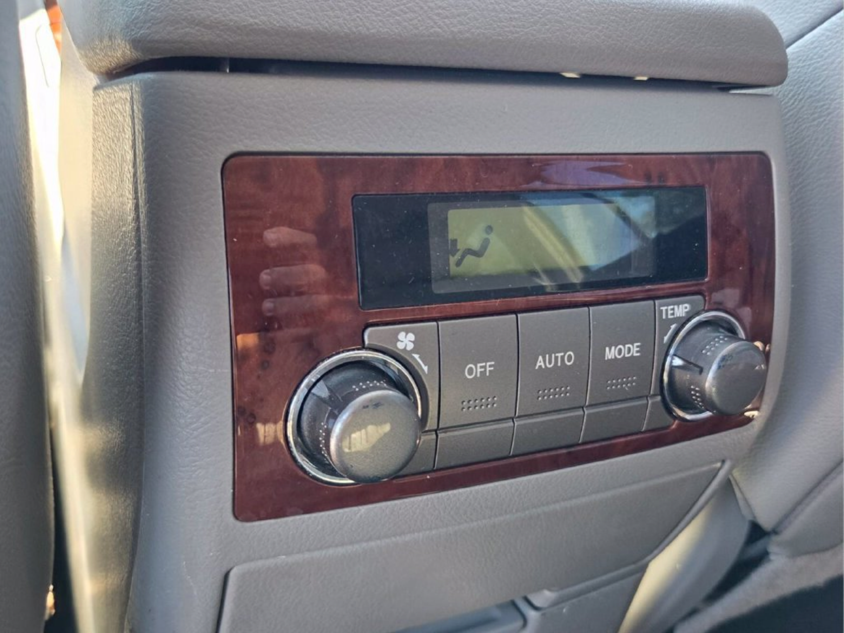 Used 2013 Toyota Highlander Limited AWD/4WD image 14