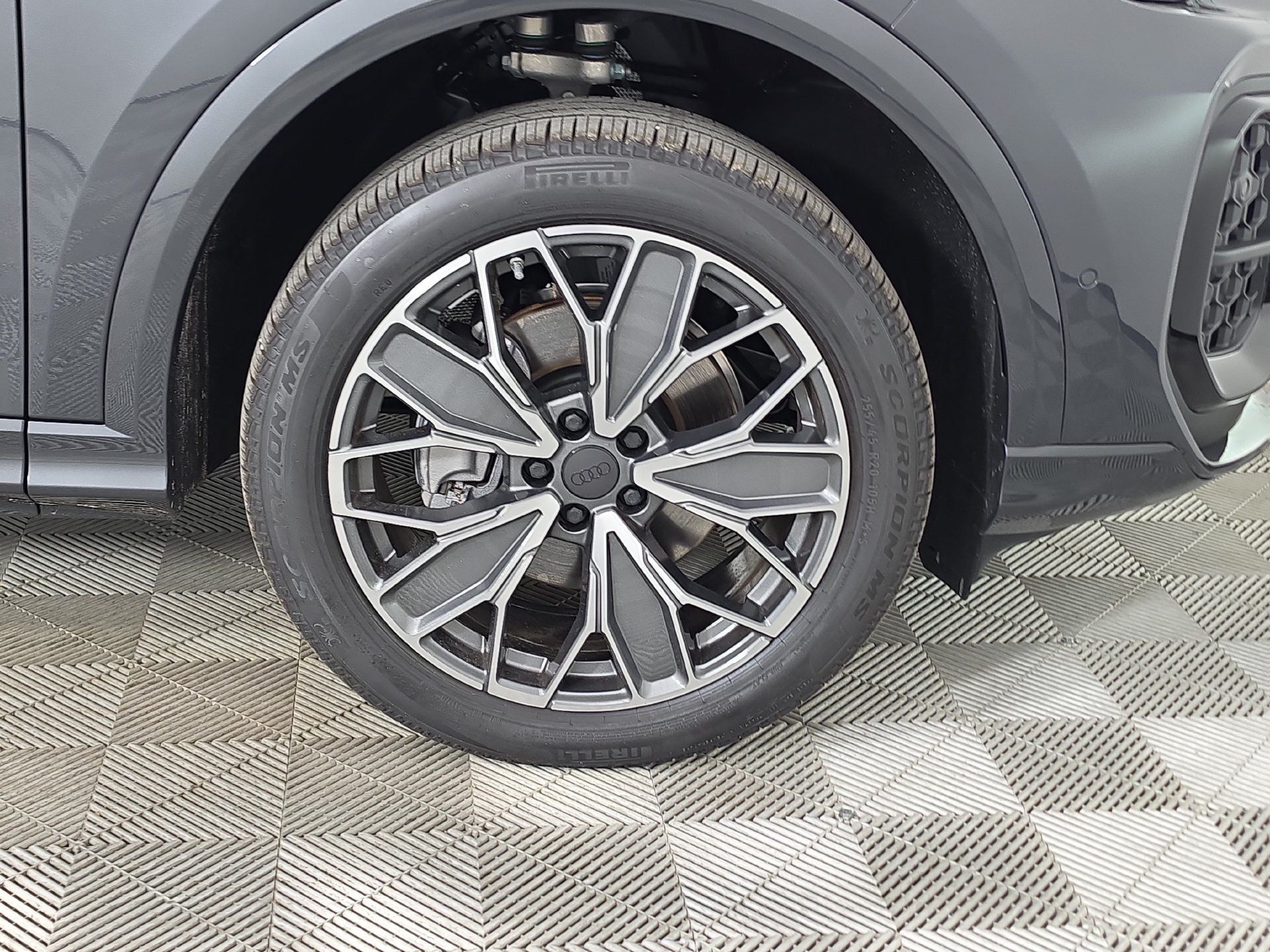 New 2026 Audi Q5 Premium Plus AWD/4WD image 8