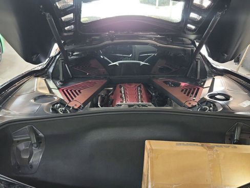 Used 2024 Chevrolet Corvette Stingray Preferred Cpe w/ Z51 Performance Package RWD image 12