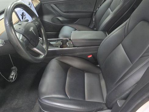 Used 2018 Tesla Model 3 Long Range image 6