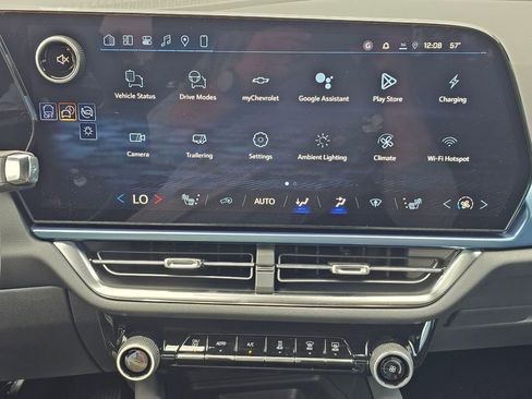 New 2026 Chevrolet Equinox EV LT AWD/4WD image 28