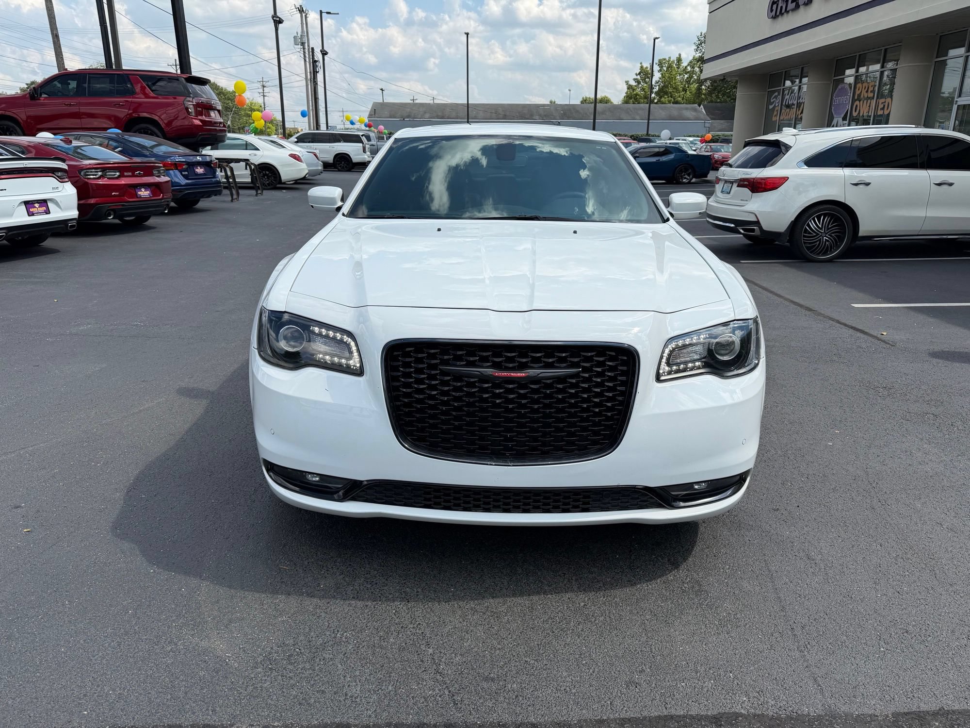 Used 2023 Chrysler 300 S RWD image 2