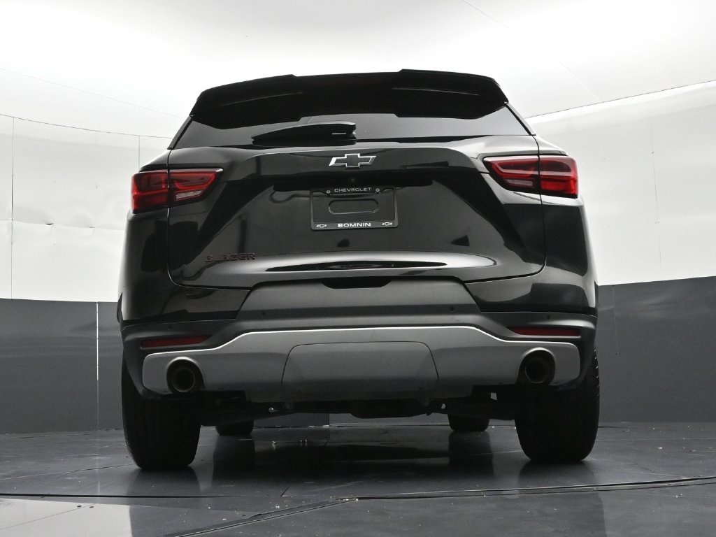 Used 2023 Chevrolet Blazer LT FWD image 25