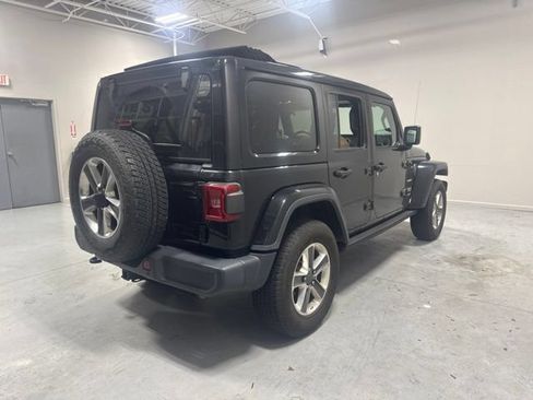 Used 2020 Jeep Wrangler Unlimited Sahara AWD/4WD image 5