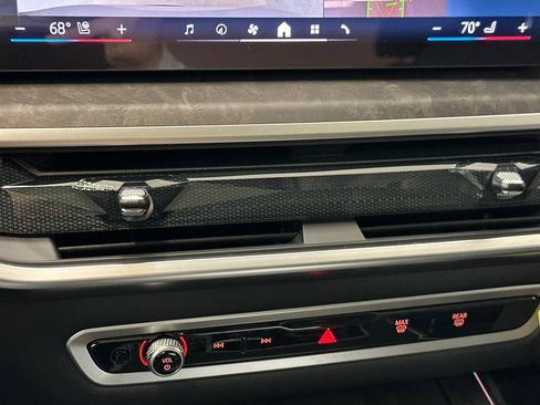 New 2026 BMW X7 xDrive40i image 17