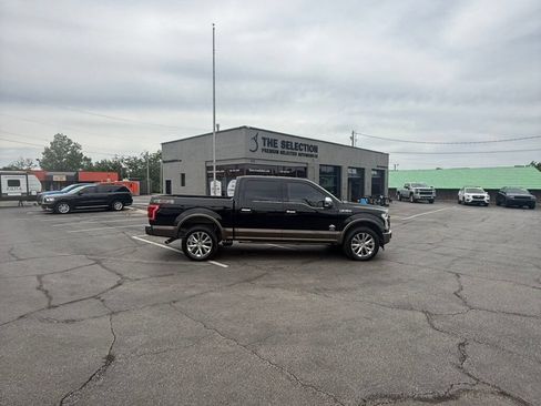 Used 2017 Ford F150 King Ranch w/ Equipment Group 601A Luxury AWD/4WD image 20
