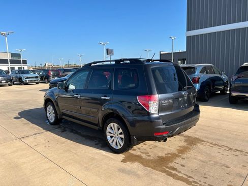 Used 2012 Subaru Forester 2.5X Limited AWD/4WD image 2