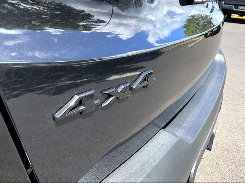 Used 2017 Jeep Renegade Altitude AWD/4WD image 34