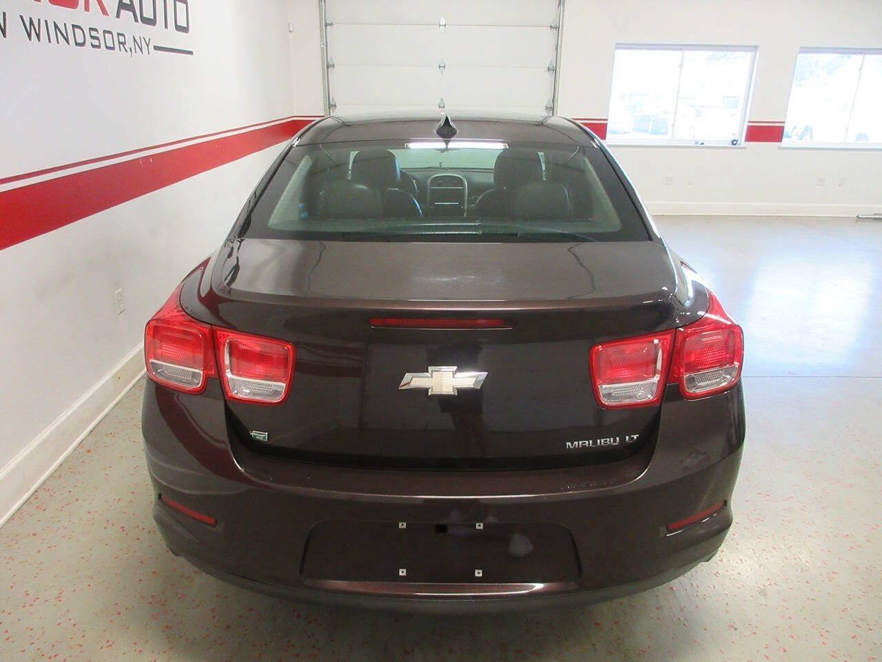 Used 2015 Chevrolet Malibu LT FWD image 13