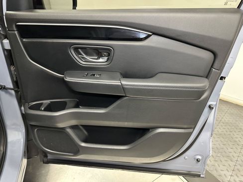 Used 2023 Honda Pilot Touring image 37