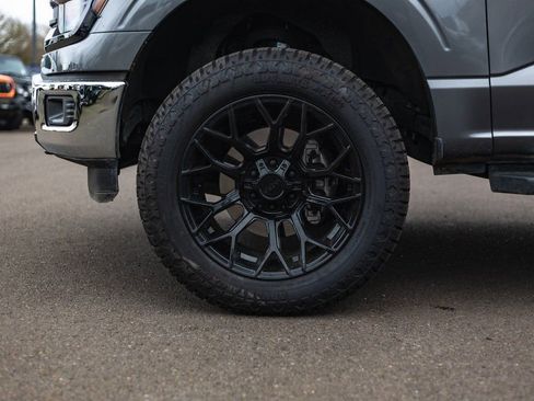 Used 2024 Ford F150 XLT AWD/4WD image 14