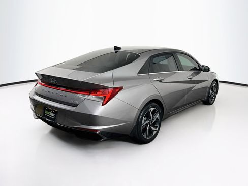 Used 2023 Hyundai Elantra Limited FWD image 9