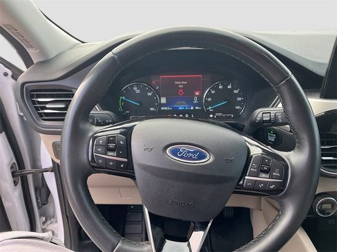 Used 2021 Ford Escape SEL image 11